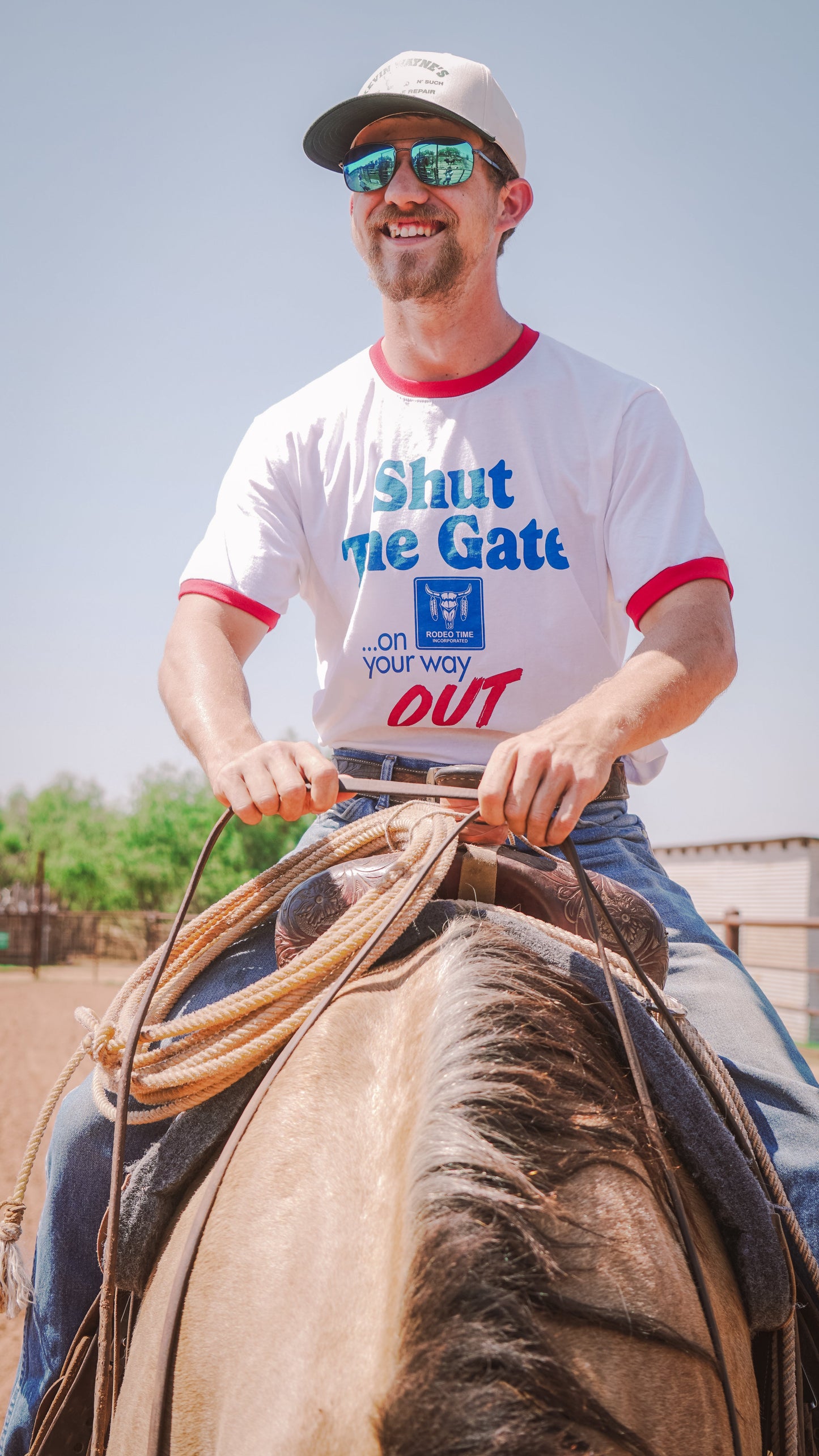 Shut The Gate Ringer T