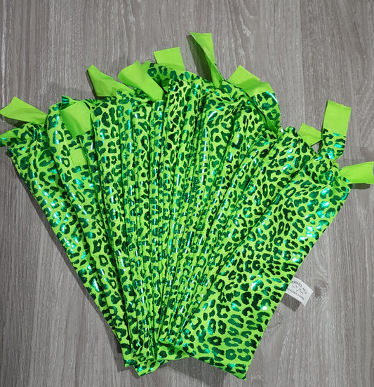 Green Loud Leopard Tailbag image 1