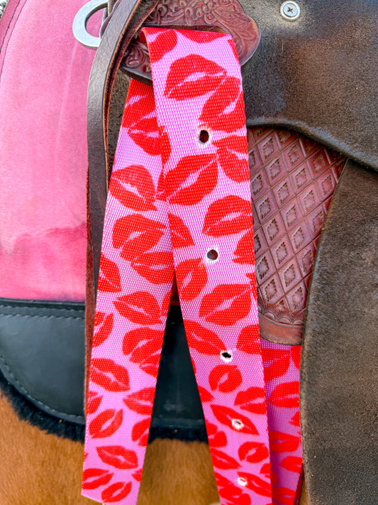KissKiss BangBang Cinch Strap Set