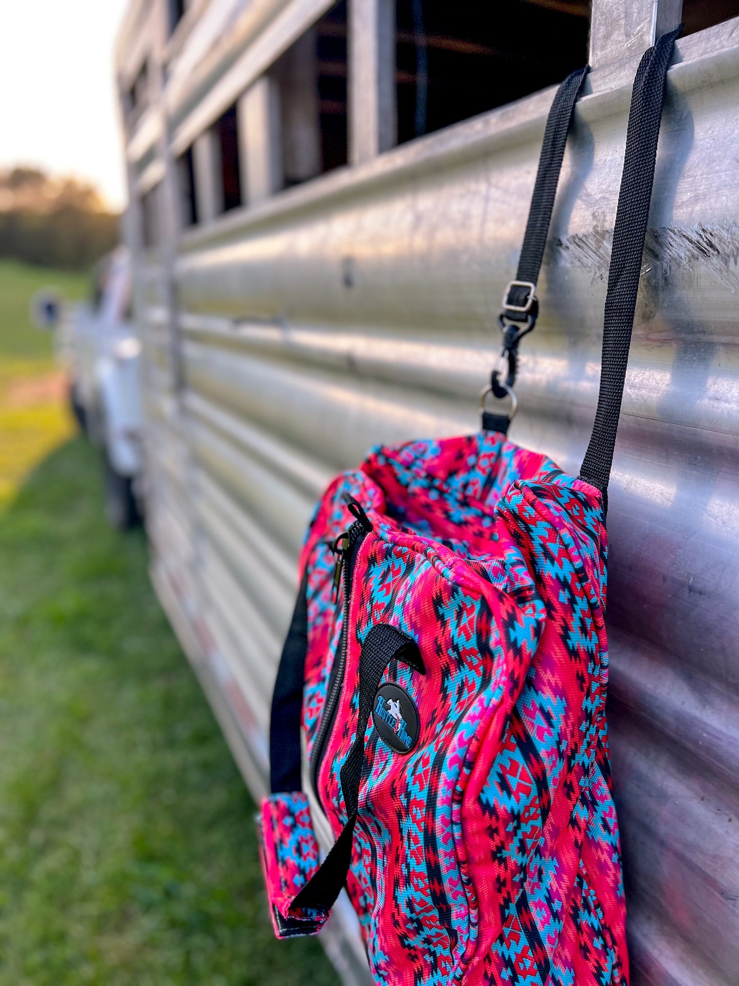 Classic Coral Luxury Tack Bag