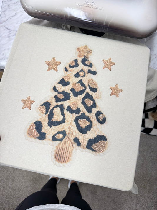 THE YARN LEOPARD TREE