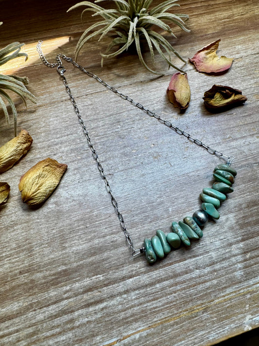 Green Turquoise Chip Necklace – Sterling Silver Pearl Accent – Paperclip Chain