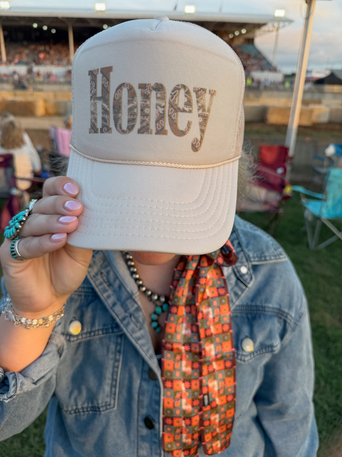 HONEY CAP: SAND